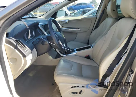 2015 Volvo Xc60 T5 Premier+ из США, поврежденный, VIN YV426MDC0F2601549